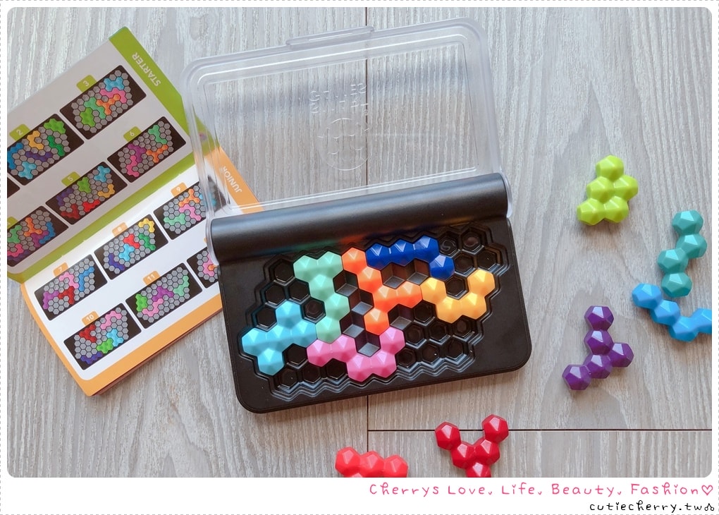 SMART GAMES 桌遊推薦|信誼/上誼兒童益智桌遊開箱總整理,幼兒到 99 歲都能玩的益智遊戲♥ - 第33張圖 SMART GAMES 桌遊推薦|信誼/上誼兒童益智桌遊開箱總整理,幼兒到 99 歲都能玩的益智遊戲♥